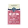 Blue Buffalo Freedom Grain Free Natural Adult Small Breed Dry Dog Food, Chicken 4-lb -Zoo Shop 412zoQzoUyL