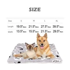 YangYan Fleece Cat Bed Mat Pet Bed Mat New Pet Soft Dog Cat Blanket Winter Foldable Pet Cushion Soft Warm Sleep Mat Cat Supplies (Color : Gray, Size : 35x50cm) -Zoo Shop 41BIHZy6w4L