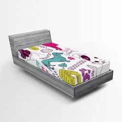 Lunarable Dog Lover Fitted Sheet, Love Dogs! Doodles Footprint Food House Kennel Bowl Ball Toy Play Time, Bed Cover With All-Round Elastic Pocket For Comfort, California King, Multicolor -Zoo Shop 41D161PaccL. AC 3