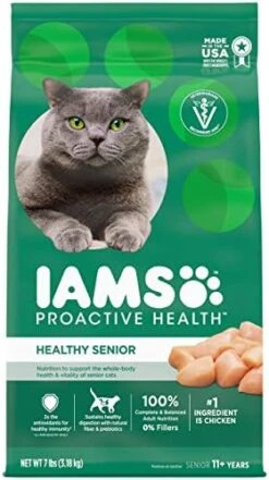 IAMS PROACTIVE HEALTH Healthy Senior Dry Cat Food With Chicken Cat Kibble, 7 Lb. Bag -Zoo Shop 41GbZIL33bL. AC