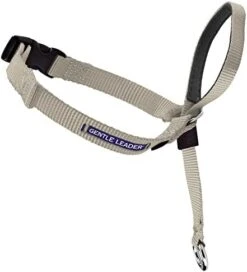 PetSafe Gentle Leader No-Pull Dog Headcollar - The Ultimate Solution To Pulling - Redirects Your Dog's Pulling For Easier Walks - Helps You Regain Control - Medium , Black -Zoo Shop 41NhHlIE L. AC