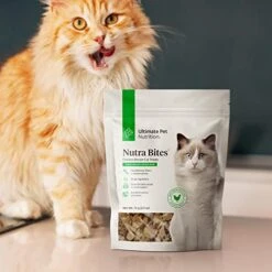ULTIMATE PET NUTRITION Nutra Bites For Cats, Freeze Dried Raw Treats, Single Ingredient, Grain Free, Chicken Breast, 2.5 Ounce -Zoo Shop 41w1noRDrPL