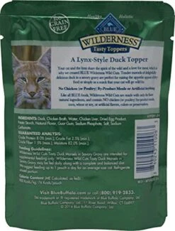 Blue Buffalo Wilderness Wild Cuts Grain Free Tasty Toppers Cat 2 Flavor 8 Pouch Variety - (4) Each: Chicken, Duck (3 Ounces) - Plus 2 Catnip Toys And Fun Facts Booklet Bundle -Zoo Shop 51P9rhDSc6L