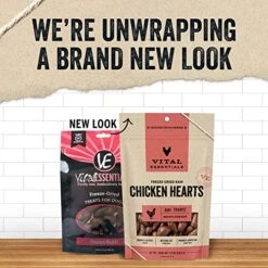 Vital Essentials Freeze Dried Dog Treats, Raw Chicken Hearts Treats For Dogs 3.75 Oz -Zoo Shop 51UhisBfj7L