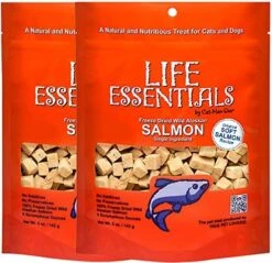 LIFE ESSENTIALS BY CAT-MAN-DOO All Natural Freeze Dried Wild Alaskan Salmon Treats For Cats & Dogs - Single Ingredient No Grain Snack With No Additives Or Preservatives, 5 Ounce Bag -Zoo Shop 51uo2kZP67L. AC