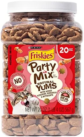 Purina Friskies Made In USA Facilities Cat Treats, Party Mix Original Crunch - 30 Oz. Pouch 17 Purina Friskies Made In USA Facilities Cat Treats, Party Mix Original Crunch - 30 Oz. Pouch - Image 15