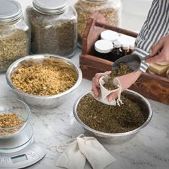 Frontier Co-op Organic Catnip, 1-Pound Bulk, Loved By Cats & Gardeners, Popular Tea Blend, Organic, Kosher 9 Frontier Co-op Organic Catnip, 1-Pound Bulk, Loved By Cats & Gardeners, Popular Tea Blend, Organic, Kosher -Zoo Shop 61AX7bB44IL